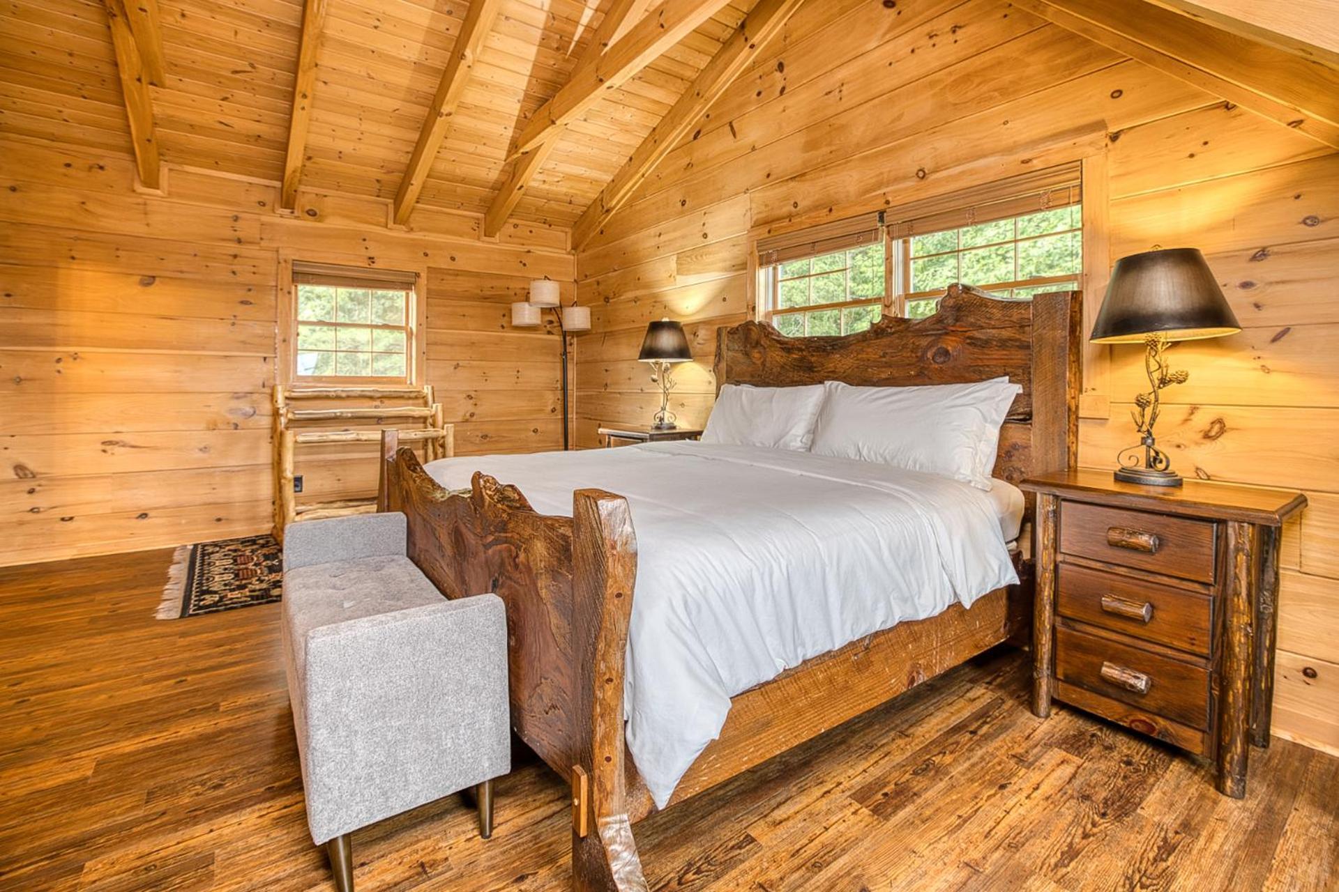 Sky High Lodge By Bk Stays. Large Cabin. Amazing Views. Game Room. Jacuzzi. Six Bedrooms. Sleeps 12 Blue Ridge Exterior photo